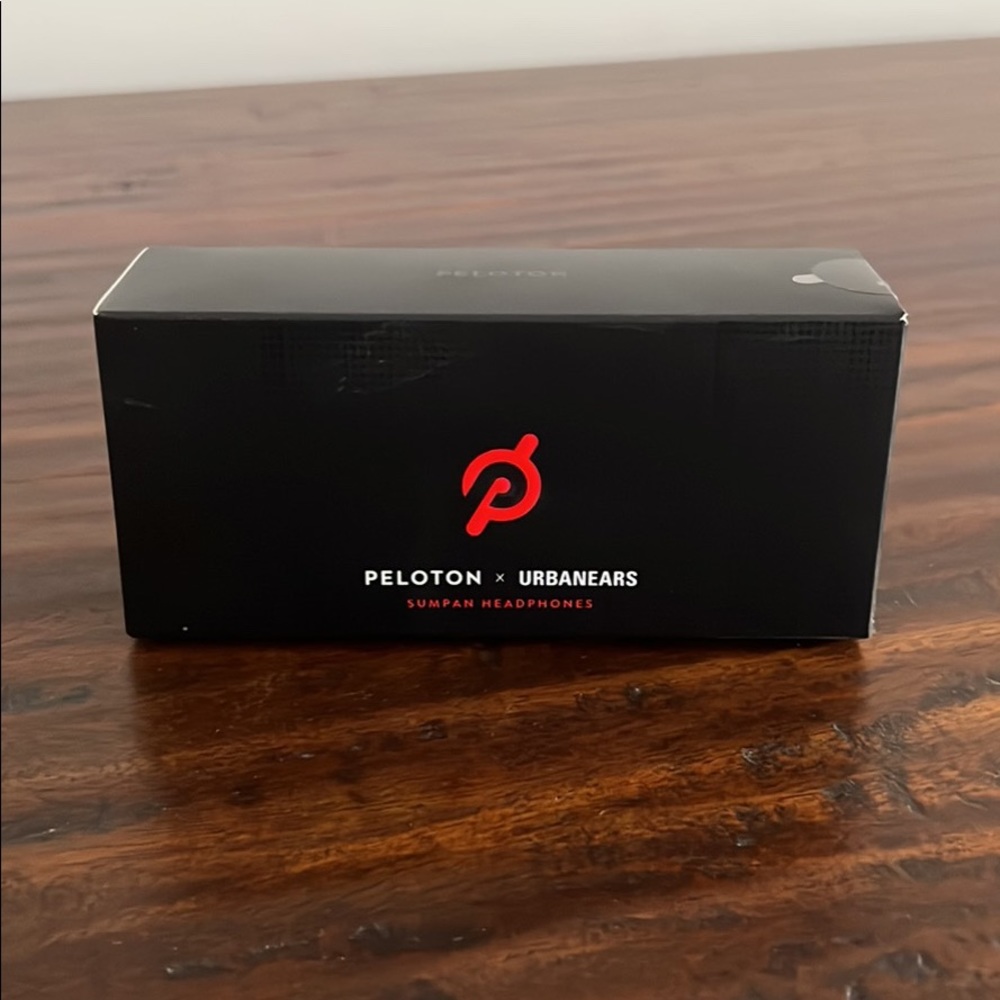 Peloton Urbanears Sumpan Headphones